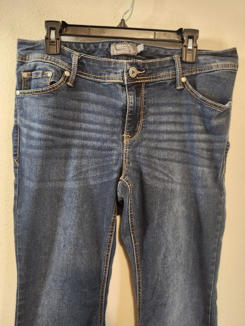 Torrid Denim Slim Luxe Bootcut Jeans Size 12 Regular Hippy Boho Chic Casual Wear - Picture 4 of 8